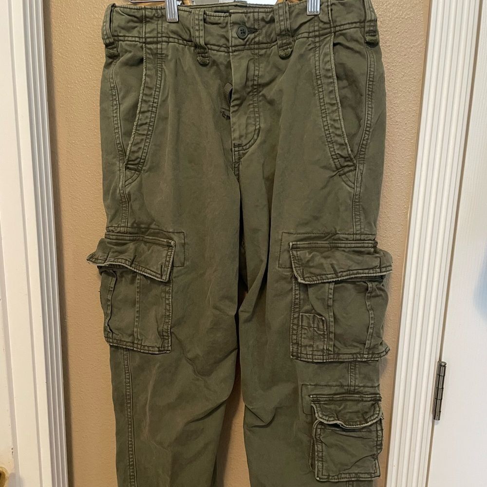 Abercrombie & Fitch Loose Men’s Army Green Cargo Pants 28 x 28